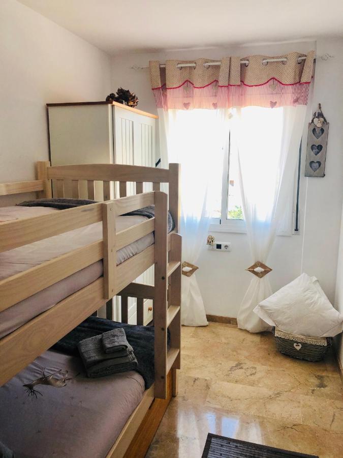 Apartamento Con Terraza Y Piscina En Malgrat De Mar Extérieur photo